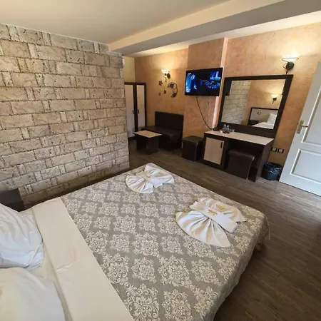 Complex Chilingira 3*