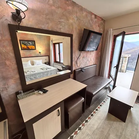 Complex Chilingira Otel Osikovo