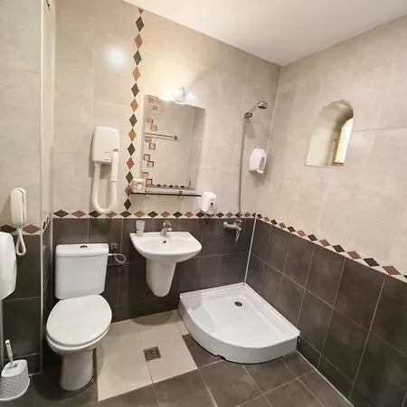 Complex Chilingira Szálloda Osikovo