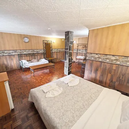 Complex Chilingira Hotel Osikovo